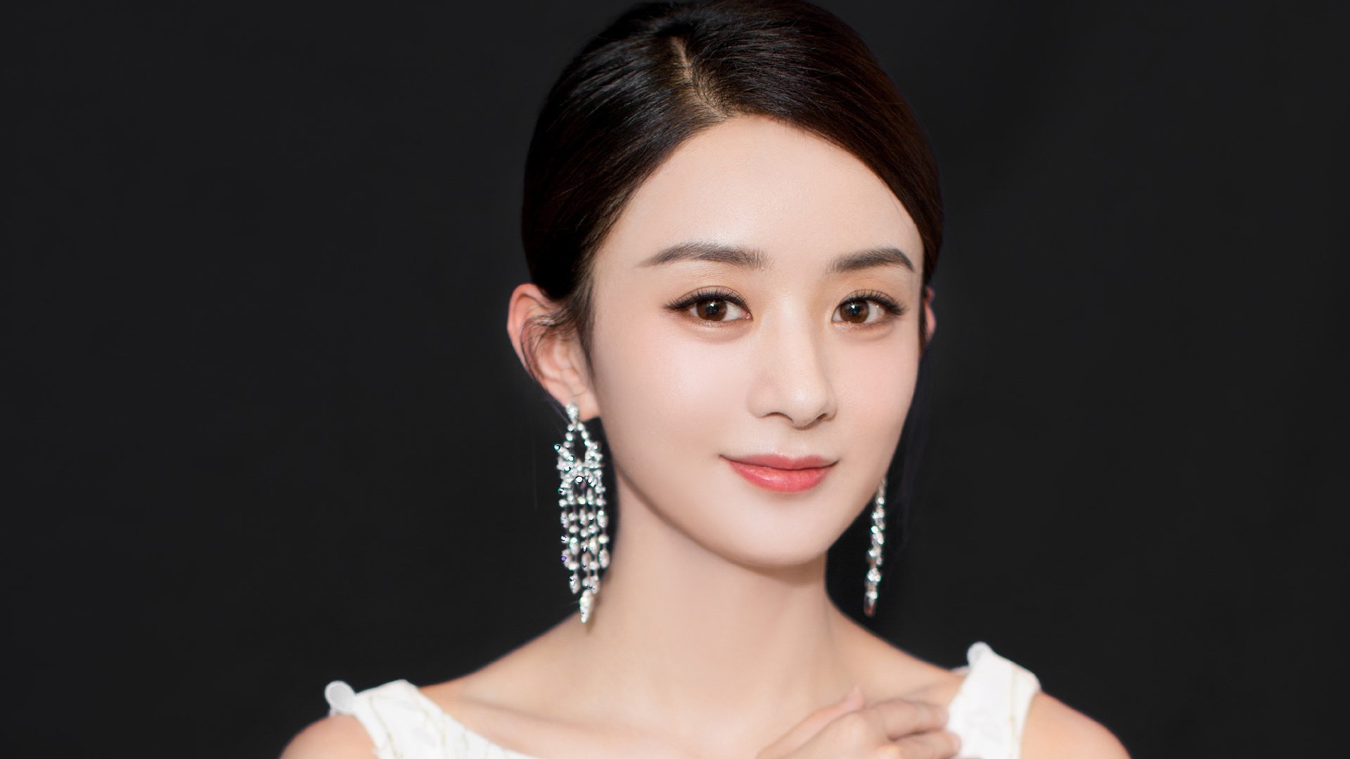 _篮网攻势凌厉,继续领跑联盟_,篮网完成