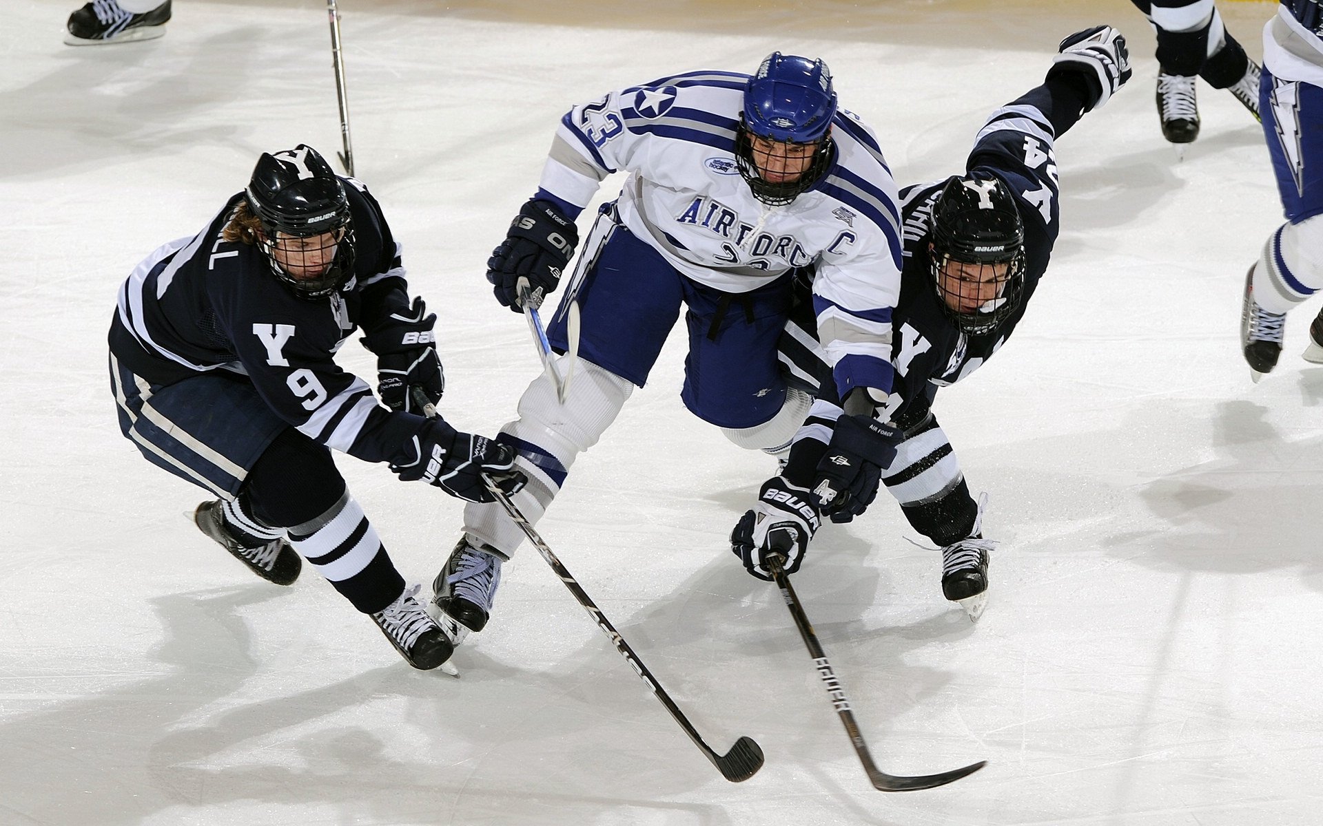 爱游戏娱乐网址-拉恩：他让全黑队的外线进攻充满了极速与爆发，防线根本无法阻挡